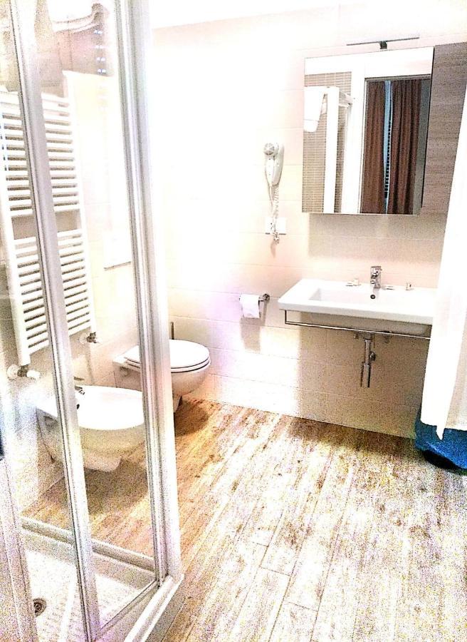B&B Foscolo Llido Degli Estensi Luaran gambar