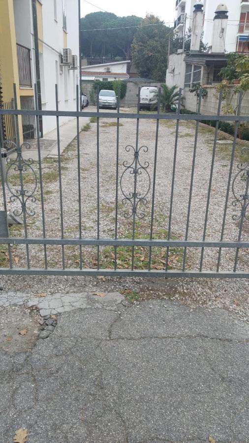 B&B Foscolo Llido Degli Estensi Luaran gambar