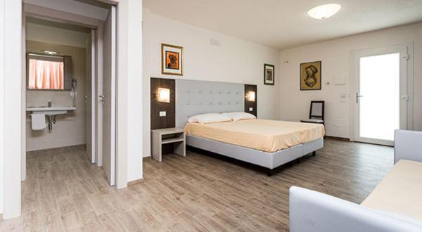 B&B Foscolo Llido Degli Estensi Luaran gambar