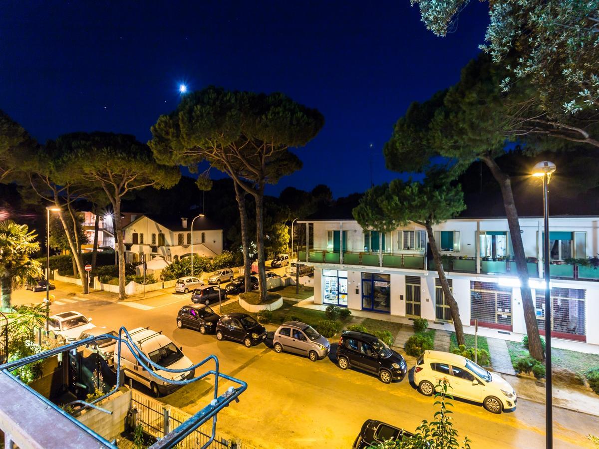 B&B Foscolo Llido Degli Estensi Luaran gambar